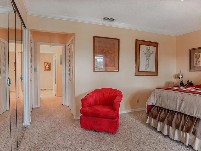 1903 NE Media Ave — Photo 17