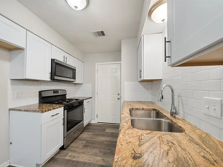 14406 Cypress Branch Dr — Photo 15