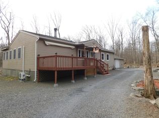 6057 Little Bear Ln, East Stroudsburg, PA 18302