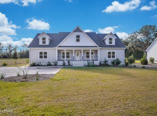 90 Alston Rd, Beaufort, SC 29907