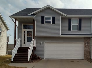 232 Watercress Rd, North Liberty, IA 52317