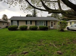 2205 E 18th St, Sterling, IL 61081