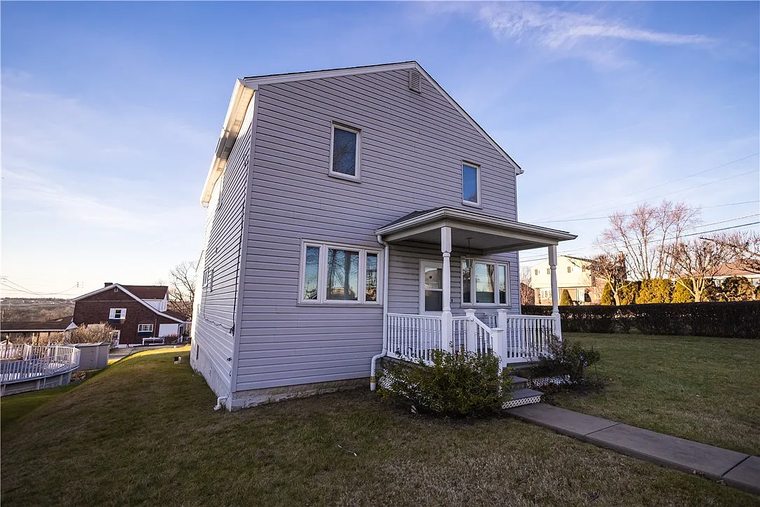 4904 Kinley Ave photo 1