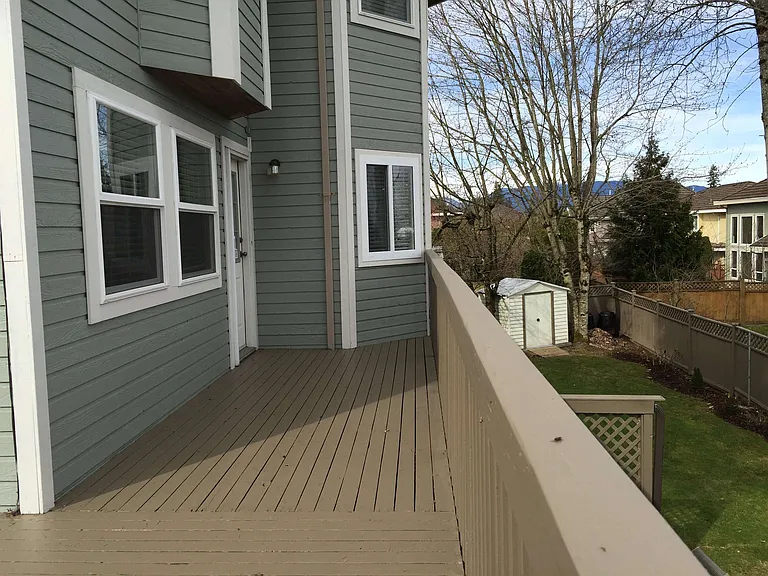 16375 Middleglen Pl #UPPER — Photo 13