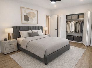 7160 De Longpre Ave APT 8, West Hollywood, CA 90046