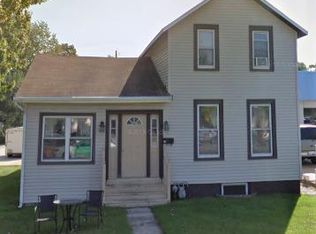 913 Main St, Saint Joseph, MI 49085