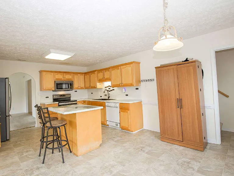 106 Harvest Ln — Photo 28