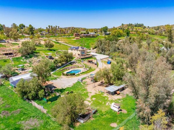 1023 Olive Ave, Ramona, CA 92065