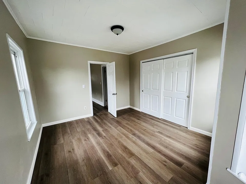 13 Tower St #2