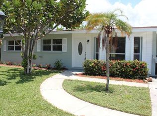 6815 Washington Pl, Bradenton, FL 34207