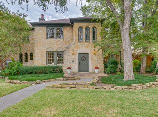 1112 S Canterbury Ct, Dallas, TX 75208