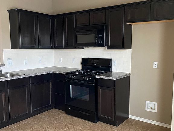 5th image of 13513 Deer Spring Dr