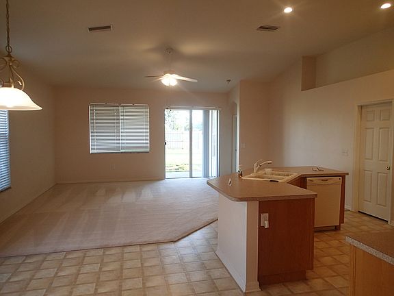3rd image of 7327 Guilford Pine Ln