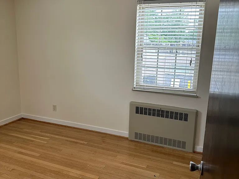 454 Bernhardt Dr #6 — Photo 6