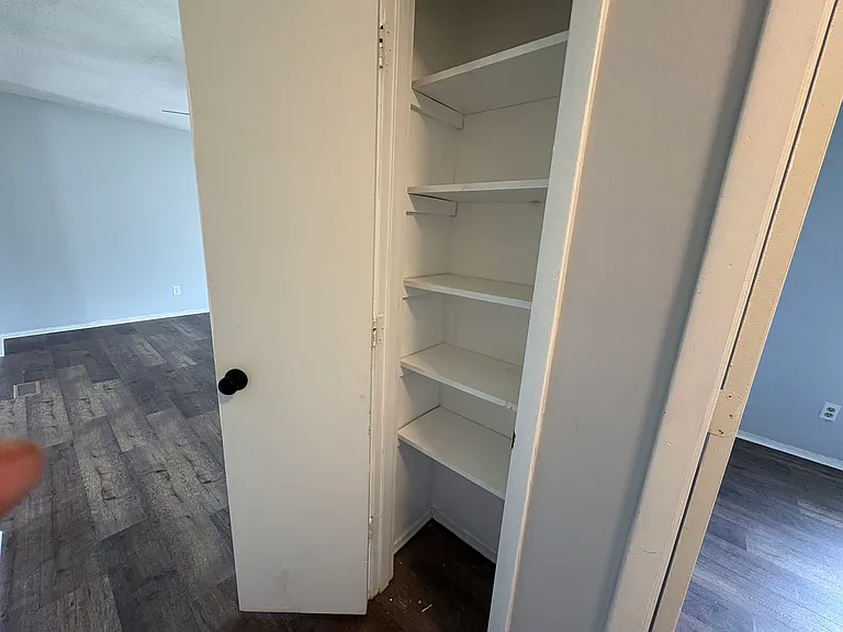 406 Cary Dr — Photo 14