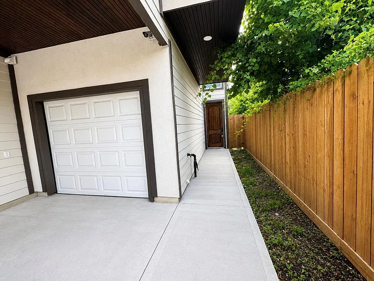 7938 Angus St — Photo 2