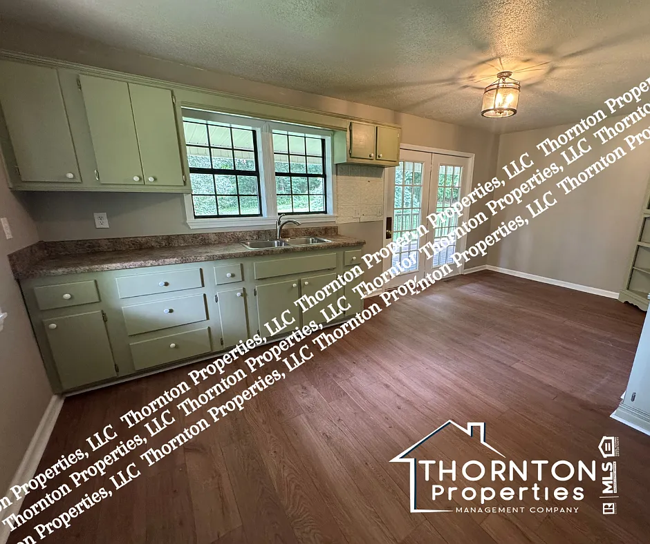 2 bed, 1218 sqft, $1,300 — Photo 2