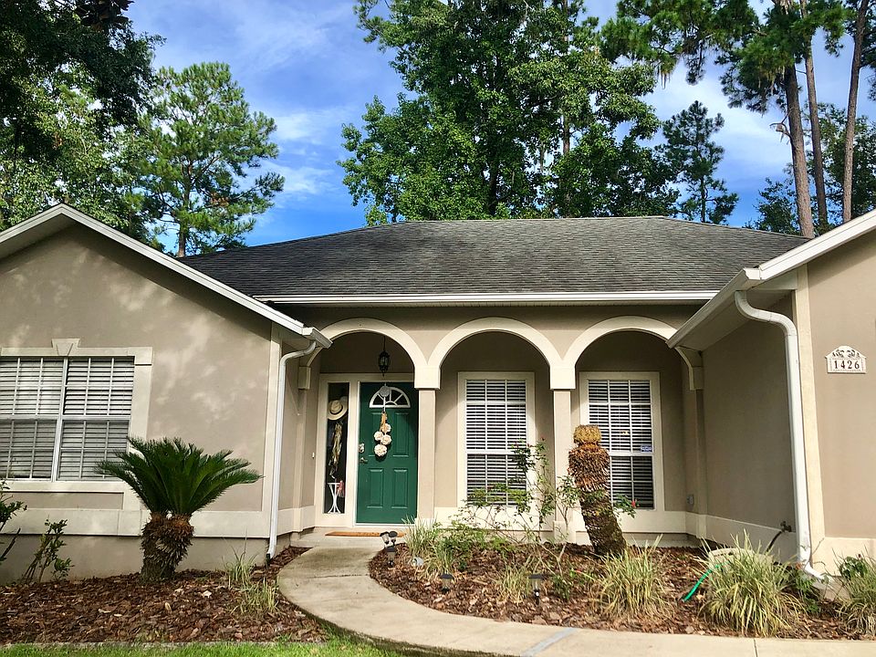 1st image of 1426 NW 117th Ter