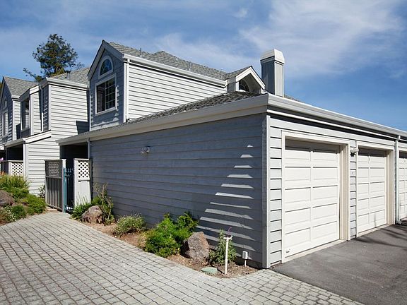 3rd image of 6825 Cypress Gdns