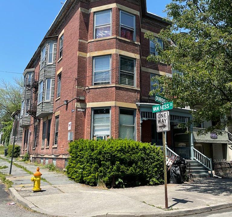 23 Dubois St APT 2, Newburgh, NY 12550 Zillow