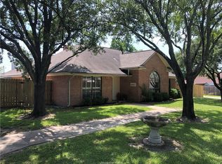 4602 Harrow Ct, Bryan, TX 77802