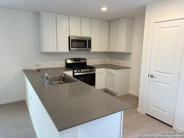 4039 Imogene Ivy — Photo 3