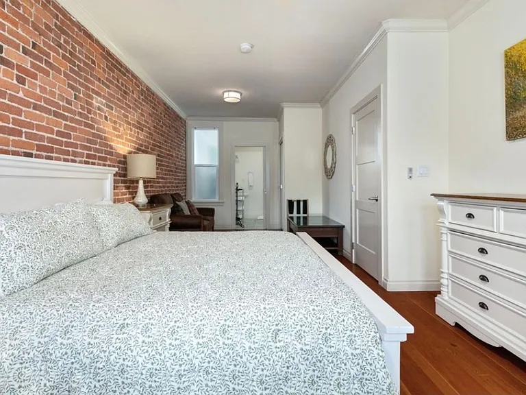 1231 Park St — Photo 9