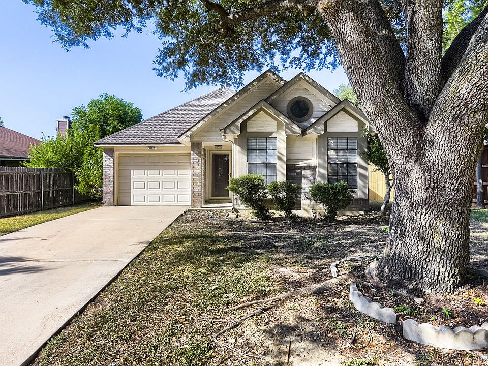 1st image of 10217 Leatherwood Dr