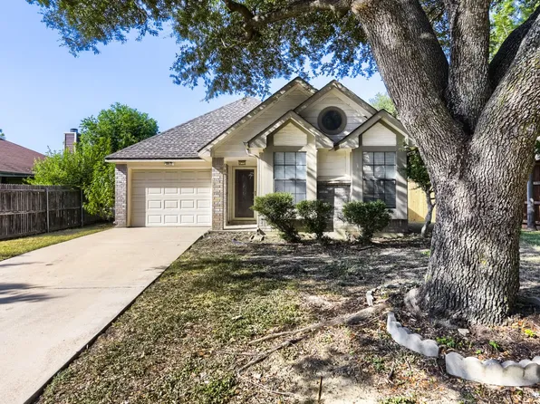 10217 Leatherwood Dr, Fort Worth, TX 76108