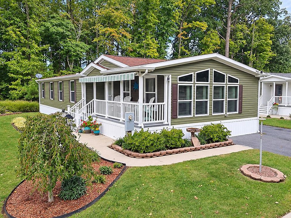 1st image of 174 Indigo Cir