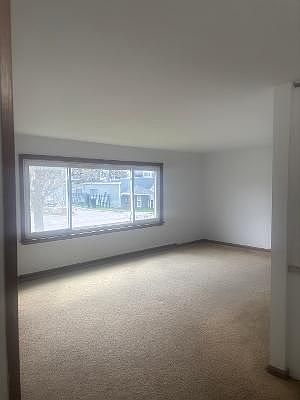 1st image of 92 Lasalle Ave #1