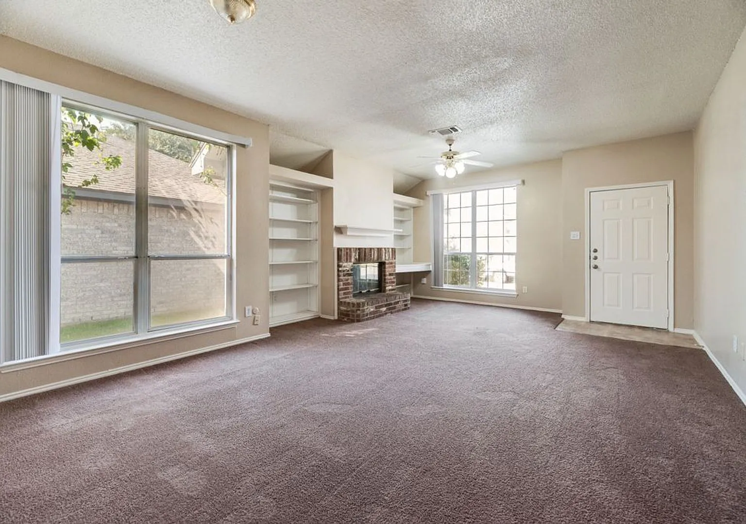 Mesquite 4 Bedroom for Lease — Photo 4