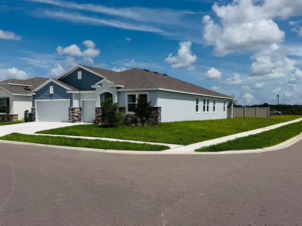 2132 Sienna Spruce St, Wesley Chapel, FL 33543