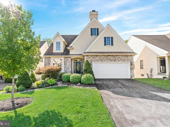 114 Longo Dr, Avondale, PA 19311