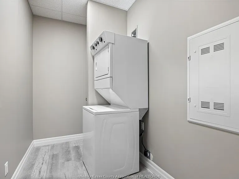 11870 Tecumseh Rd E #511 — Photo 21
