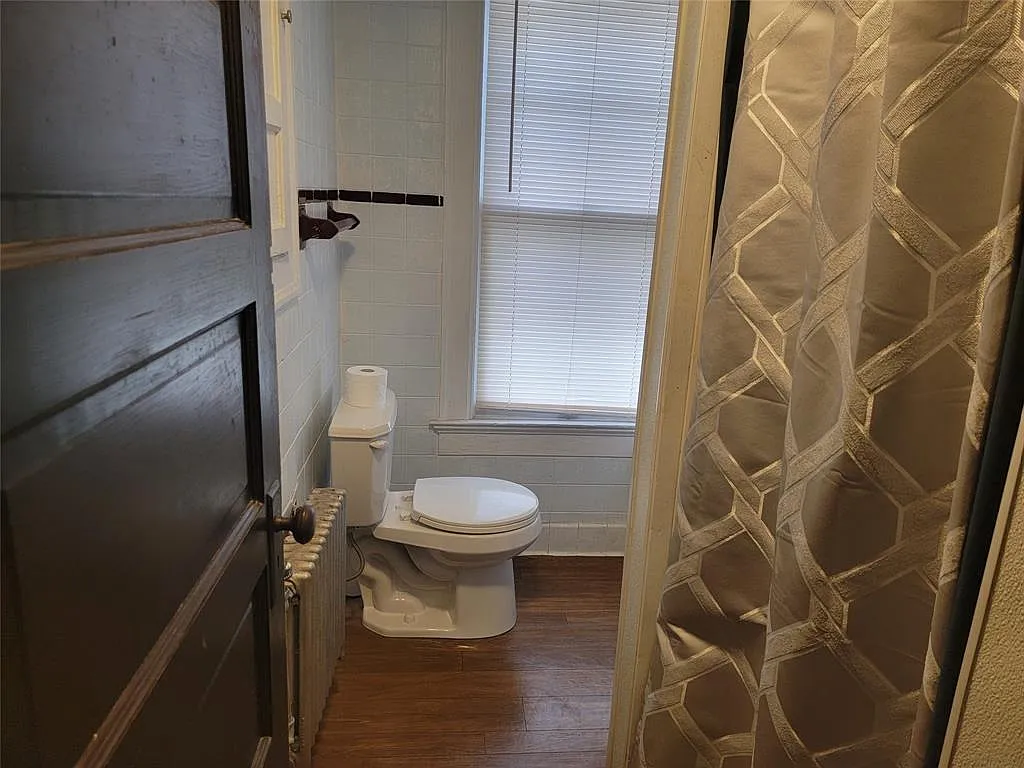 3 bed, $1,850 — Photo 3