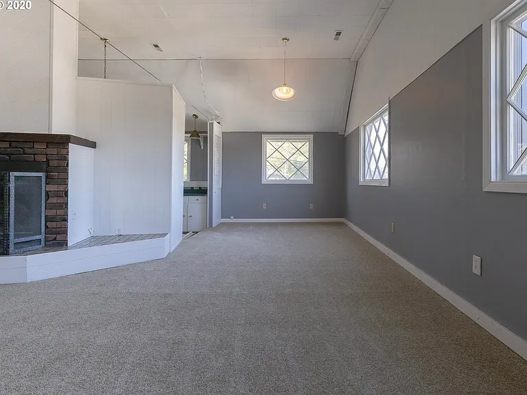 11101 NE Wygant St #A — Photo 6