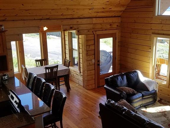2nd image of 3869 Overlook Dr