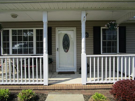 2nd image of 105 Cole Ln