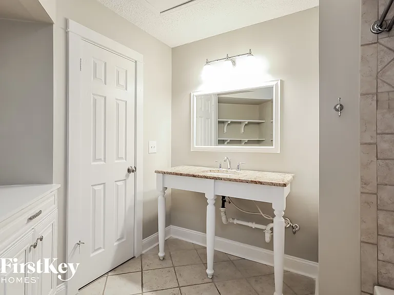 6181 Island Forest Dr — Photo 12