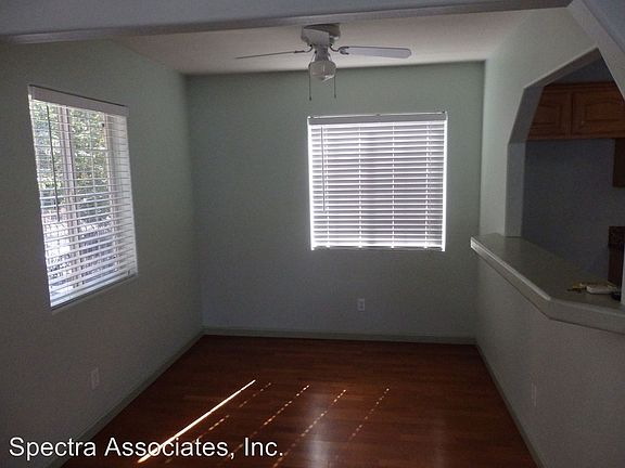 5th image of 431 N Mountain View Ave