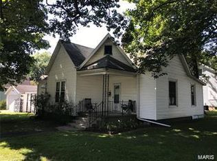 621 Cooper St, Greenville, IL