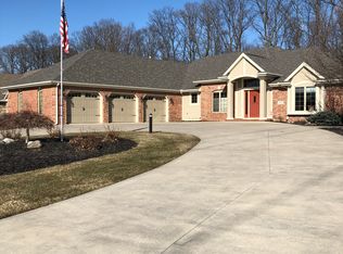 5925 Chase Creek Ct, Fort Wayne, IN 46804
