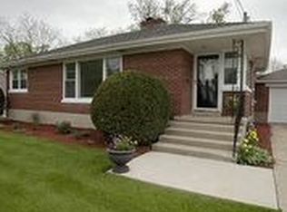 1535 Hill Ave, Wheaton, IL 60187