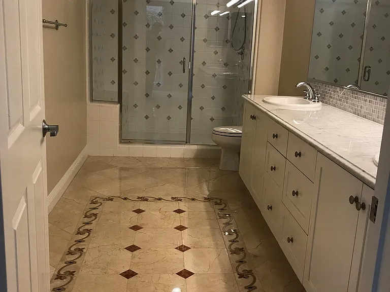 2nd Bathroom