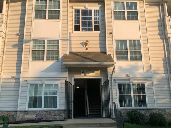 14 Highbridge Ln, Thorofare, NJ 08086