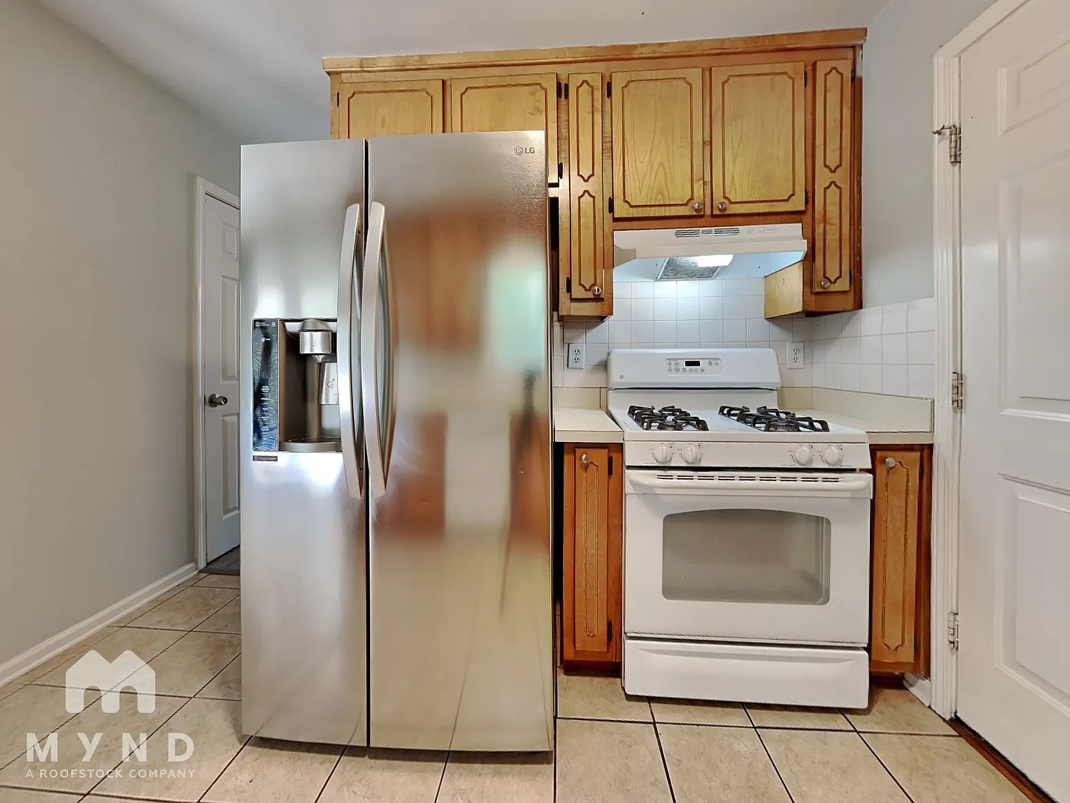 4 bed, 2.5 bath, 1636 sqft, $2,200 — Photo 4