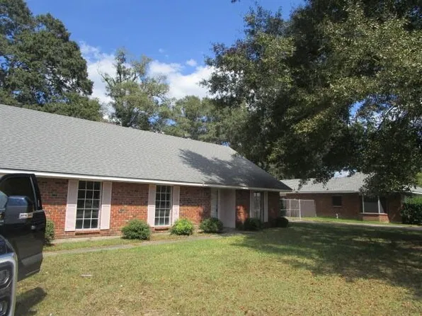 14121 Burlington Ave, Pride, LA 70770