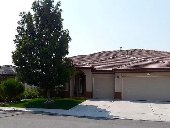 Desert Highlands Dr — Photo 1