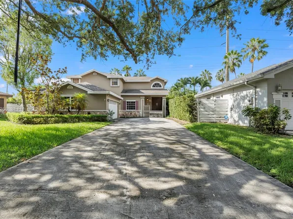 13870 SW 151st Ln, Miami, FL 33186